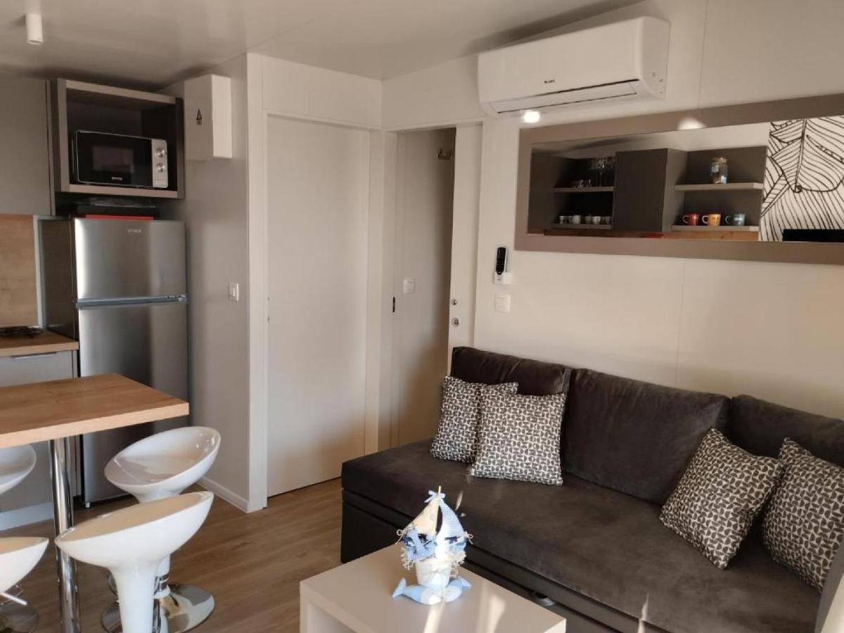 Mobile Home Katja Баньоле Екстер'єр фото